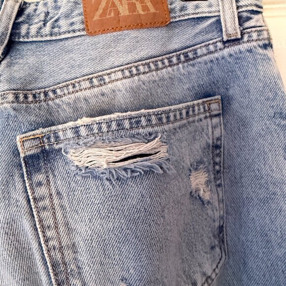 ZARA High Rise Distressed Straight Leg Jeans - Picture 6 of 8